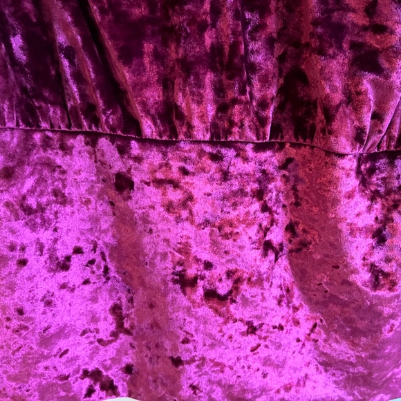 Fabulous velour and sequin mini dress - Picture 6 of 6